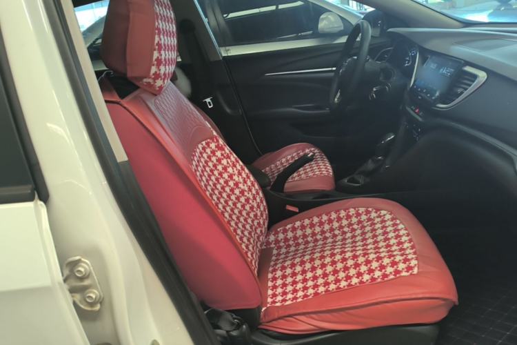 Used Buick GT 2018 18T Automatic Elite Model Right Front Seat