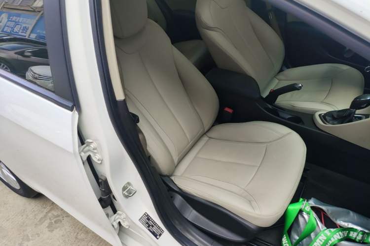 Used Buick GT 2018 15T Dual-Clutch Elite Model China V Standard Right Front Seat