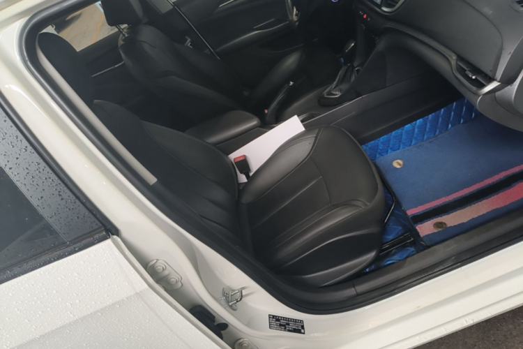 Used Buick GT 2018 18T Automatic Elite Model Right Front Seat