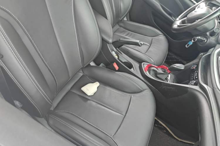Used Buick GT 2018 18T Automatic Elite Model Right Front Seat