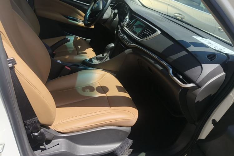 Used Buick GT 2018 18T Automatic Flagship Model Right Front Seat