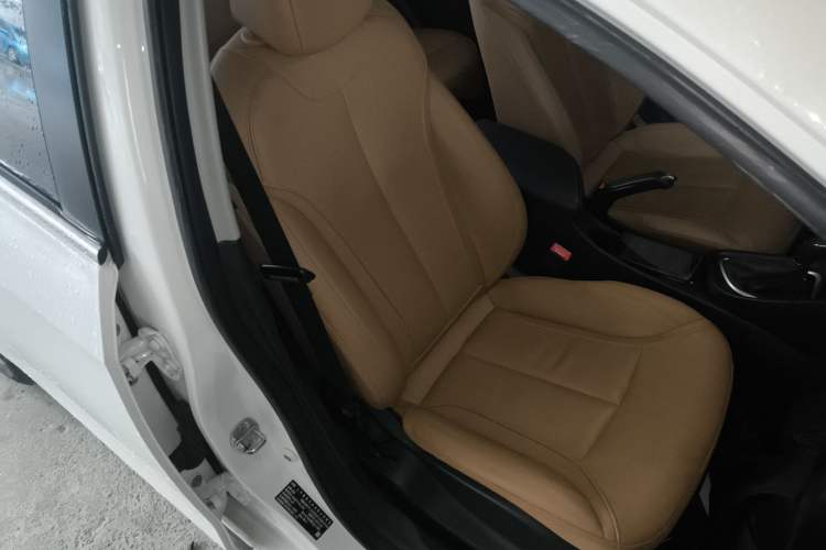 Used Buick GT 2018 18T Automatic Flagship Model Right Front Seat