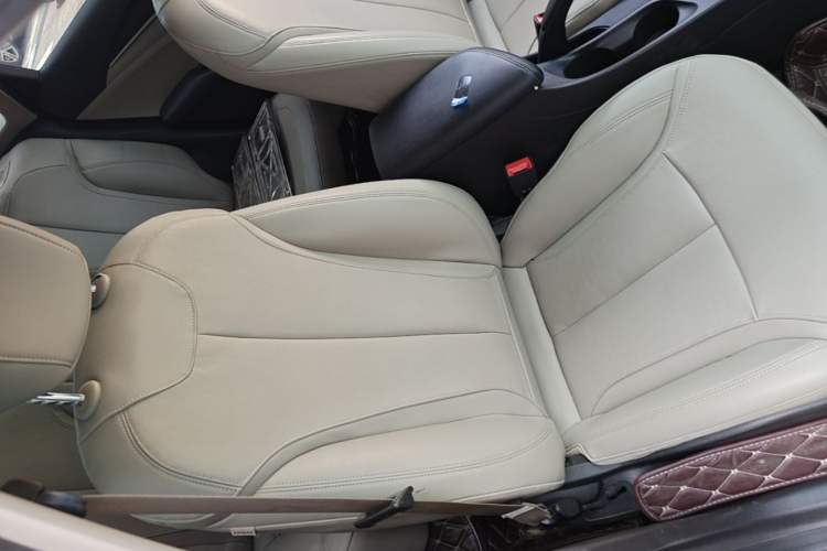 Used Buick GT 2018 15T Dual-Clutch Elite Model China V Standard Right Front Seat