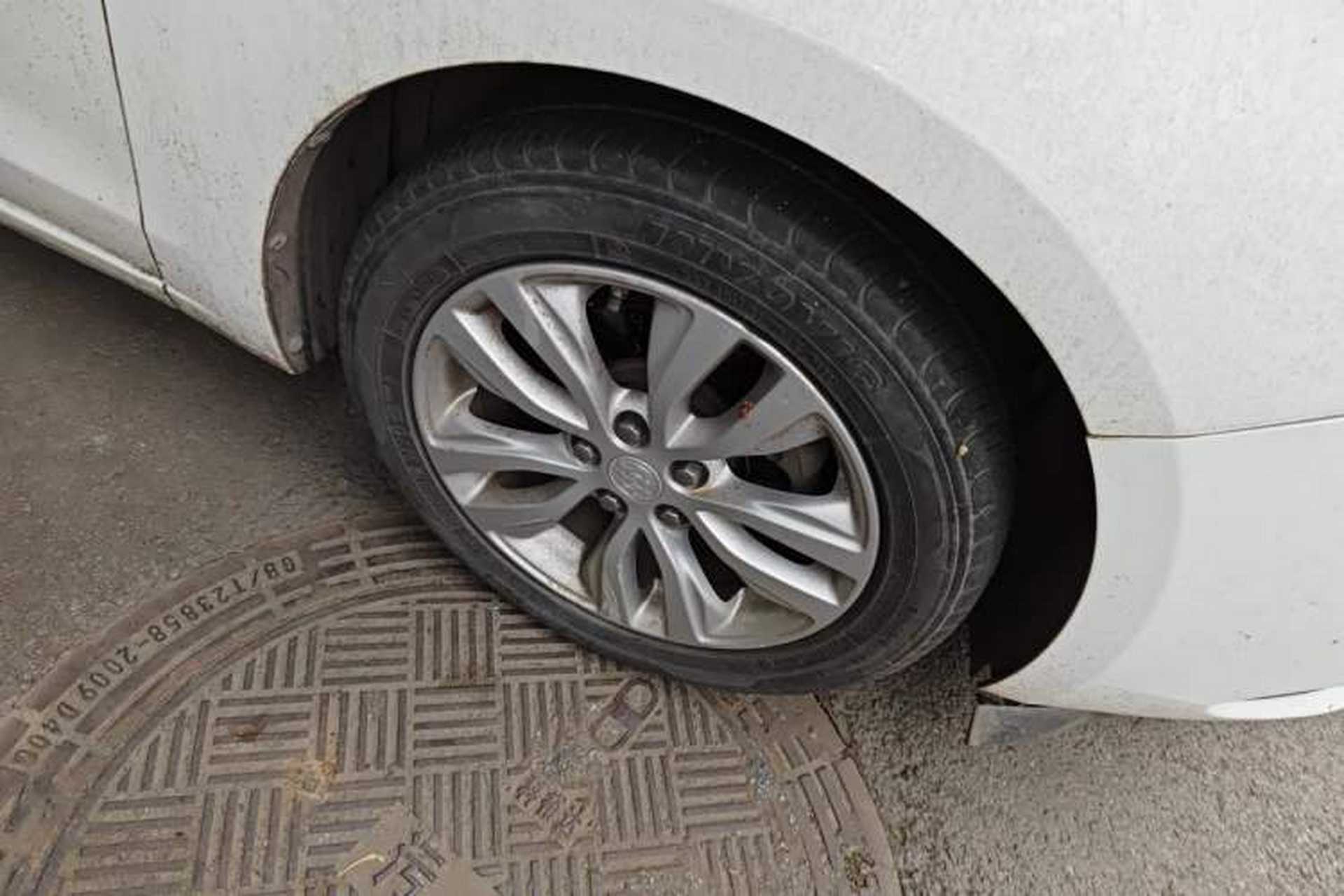 Used Buick GT 2018 15T Manual Elite Version China V Standard Right Front Wheel Hub