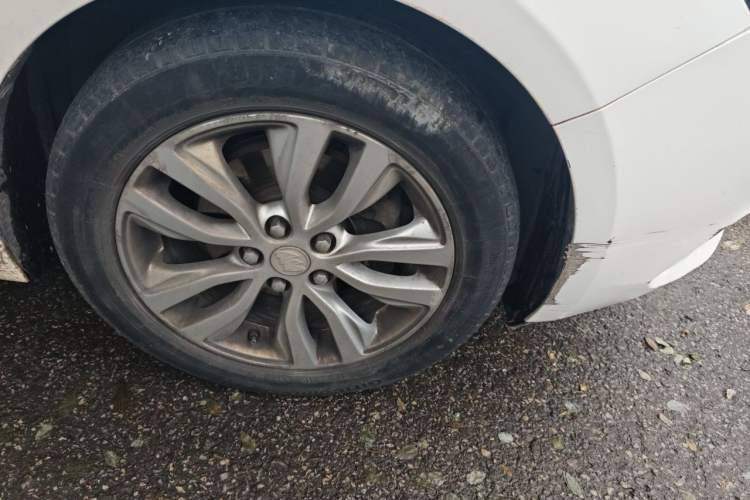 Used Buick GT 2018 15T Dual-Clutch Elite Model China V Standard Right Front Wheel Hub