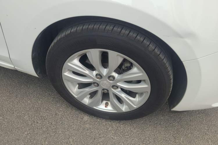 Used Buick GT 2018 15T Dual-Clutch Elite Model China V Standard Right Front Wheel Hub