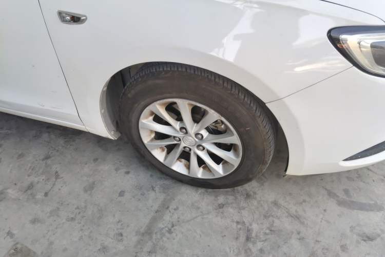 Used Buick GT 2018 15T Dual-Clutch Advanced Model China V Standard Right Front Wheel Hub