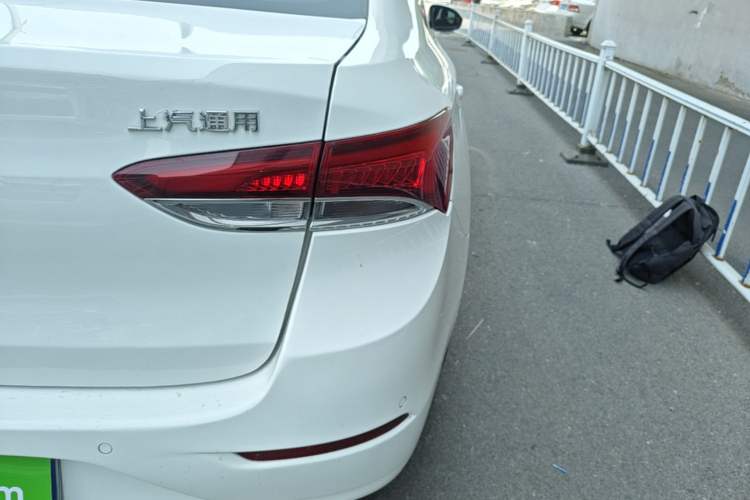 Used Buick GT 2018 18T Automatic Elite Model Right Rear Taillight