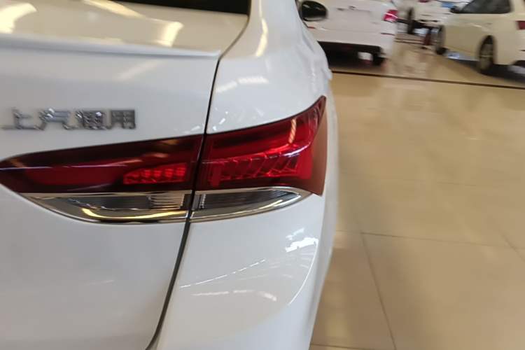 Used Buick GT 2018 18T Automatic Flagship Model Right Rear Taillight