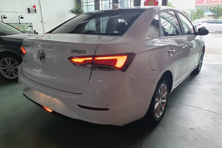 Used Buick GT 2018 15T Dual-Clutch Advanced Model China V Standard Right Rear Taillight
