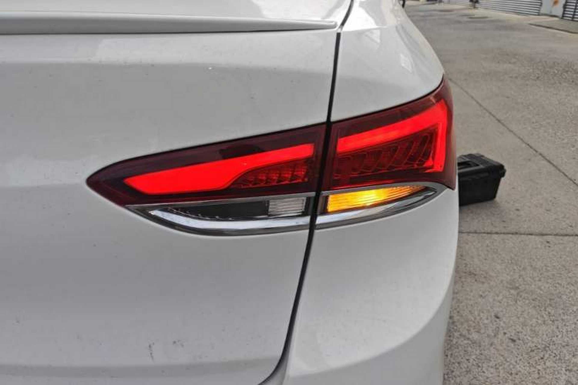 Used Buick GT 2018 18T Automatic Flagship Model Right Rear Taillight