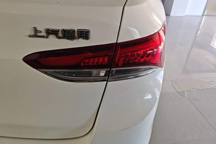 Used Buick GT 2018 15T Dual-Clutch Elite Model China V Standard Right Rear Taillight