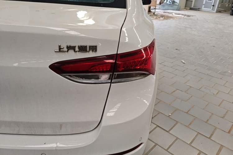 Used Buick GT 2018 15T Manual Entry-Level Version China V Standard Right Rear Taillight