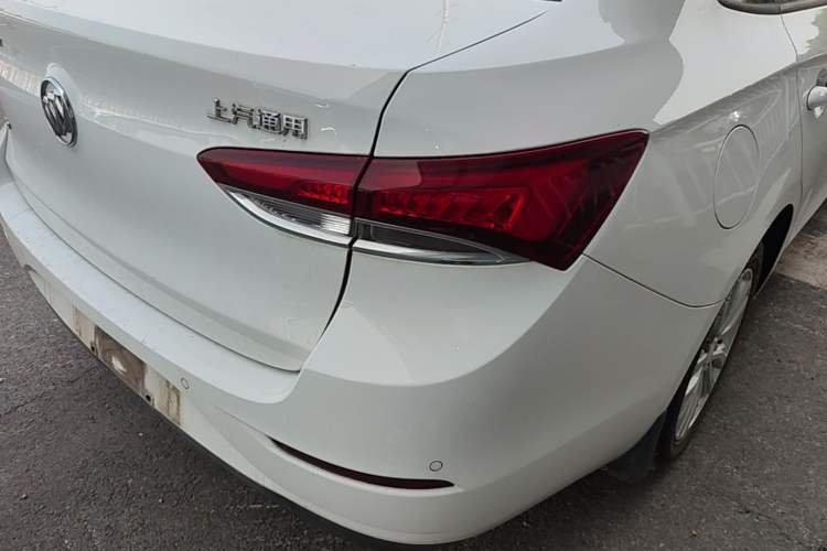Used Buick GT 2018 15T Manual Elite Version China V Standard Right Rear Taillight