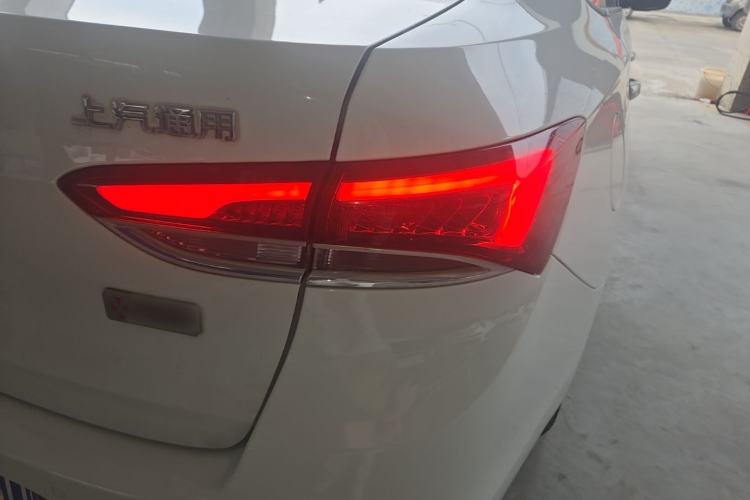 Used Buick GT 2018 18T Automatic Elite Model Right Rear Taillight