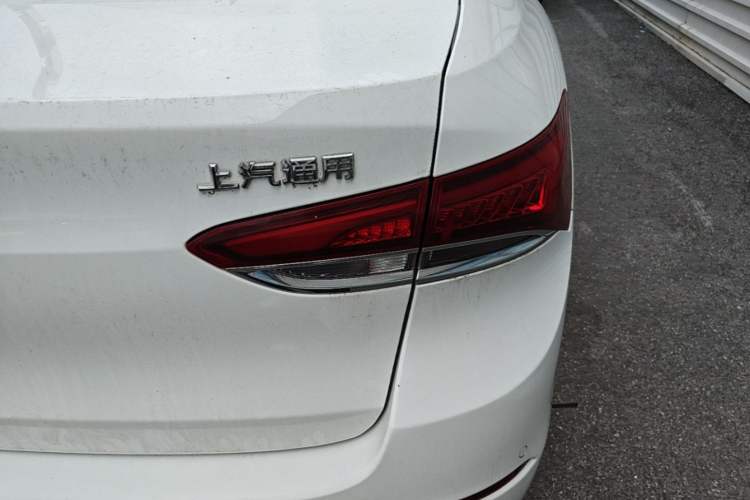 Used Buick GT 2018 15T Dual-Clutch Elite Model China V Standard Right Rear Taillight