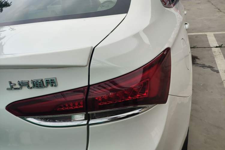 Used Buick GT 2018 15T Manual Entry-Level Version China V Standard Right Rear Taillight