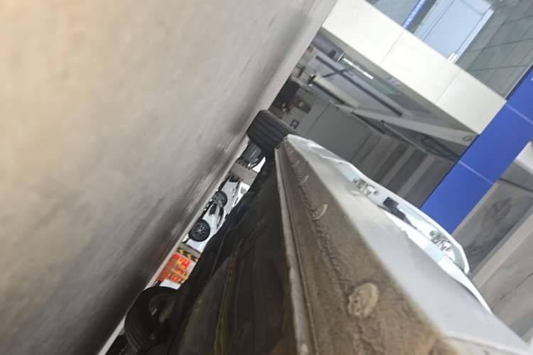 Used Buick GT 2018 18T Automatic Elite Model Right Side Sill