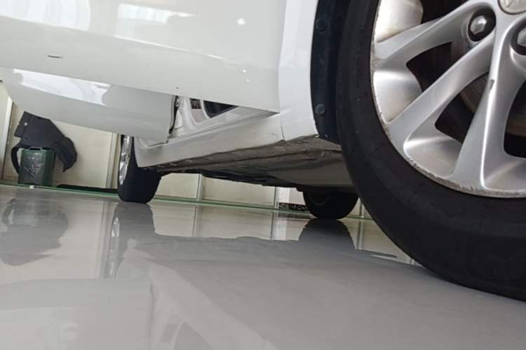 Used Buick GT 2018 15T Dual-Clutch Advanced Model China V Standard Right Side Sill