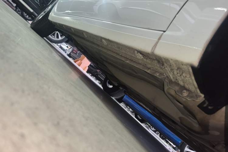 Used Buick GT 2018 18T Automatic Flagship Model Right Side Sill