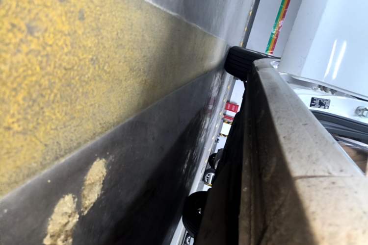 Used Buick GT 2018 18T Automatic Flagship Model Right Side Sill