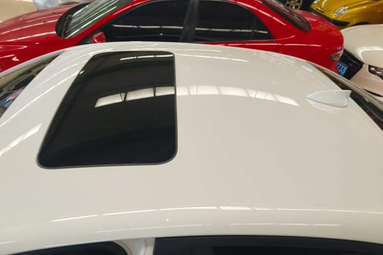 Used Buick GT 2018 18T Automatic Elite Model Roof