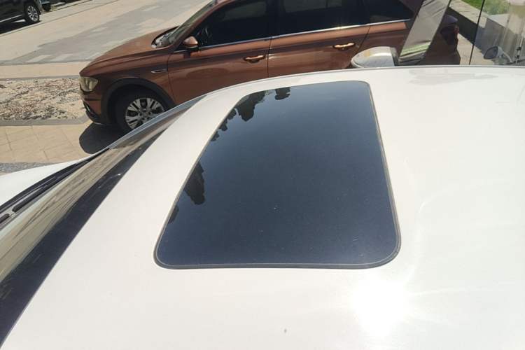 Used Buick GT 2018 18T Automatic Flagship Model Roof