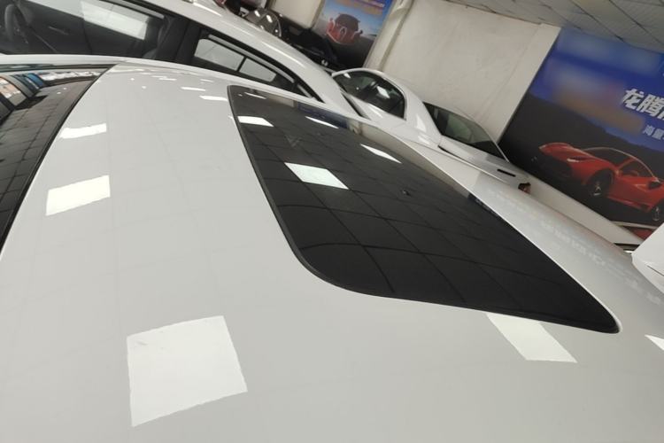 Used Buick GT 2018 18T Automatic Elite Model Roof