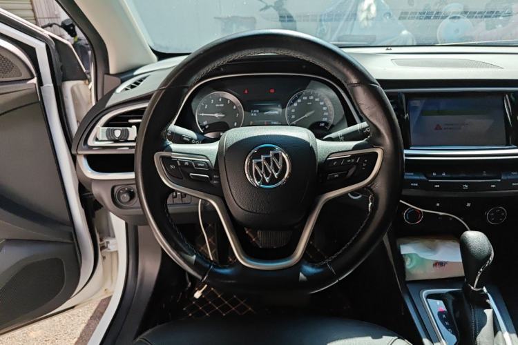 Used Buick GT 2018 18T Automatic Elite Model Steering Wheel