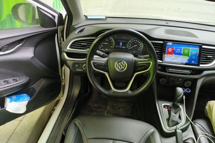 Used Buick GT 2018 18T Automatic Elite Model Steering Wheel