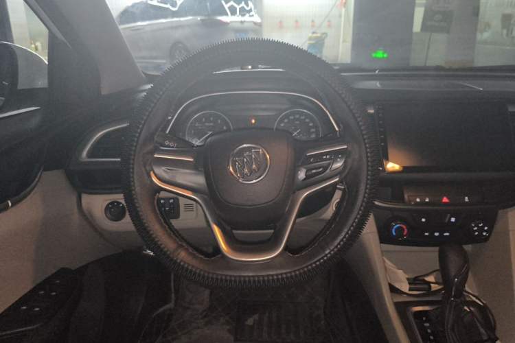 Used Buick GT 2018 15T Dual-Clutch Advanced Model China V Standard Steering Wheel