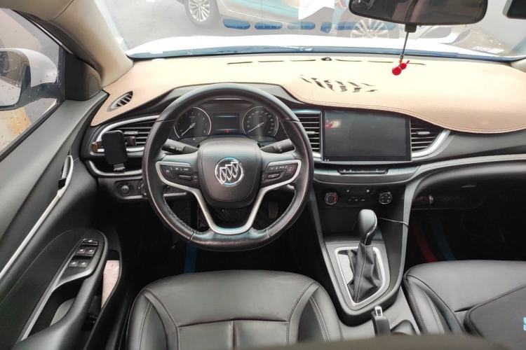 Used Buick GT 2018 18T Automatic Elite Model Steering Wheel
