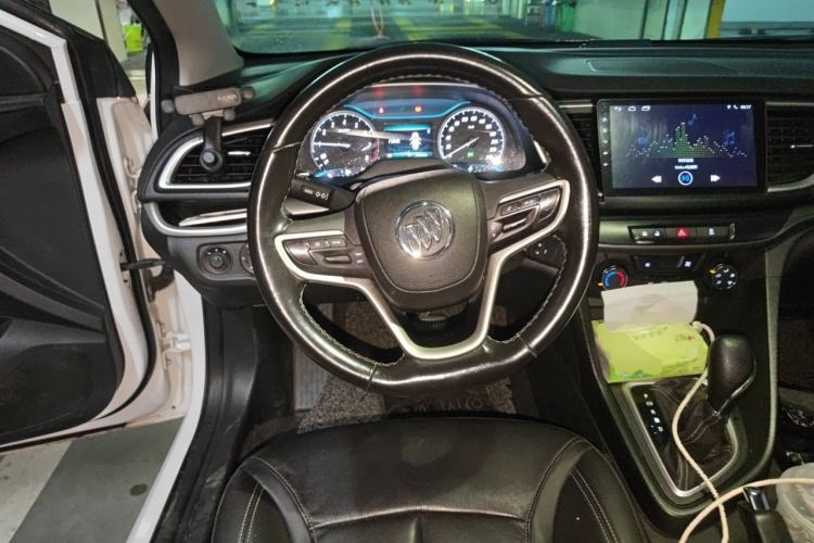 Used Buick GT 2018 18T Automatic Elite Model Steering Wheel