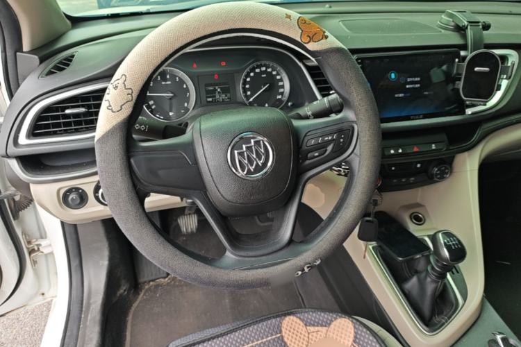 Used Buick GT 2018 15T Manual Entry-Level Version China V Standard Steering Wheel