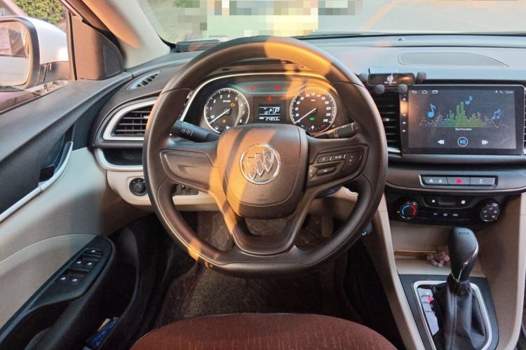 Used Buick GT 2018 15T Dual-Clutch Advanced Model China V Standard Steering Wheel