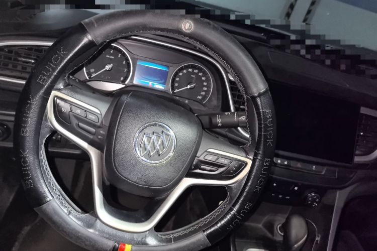 Used Buick GT 2018 18T Automatic Elite Model Steering Wheel