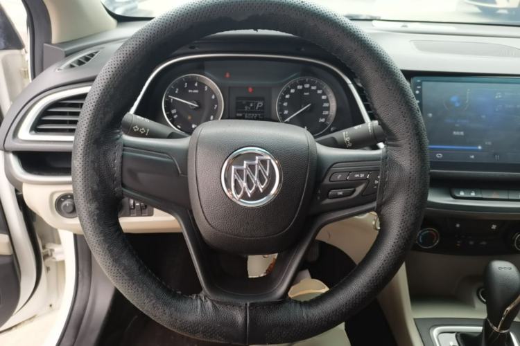 Used Buick GT 2018 15T Dual-Clutch Advanced Model China V Standard Steering Wheel