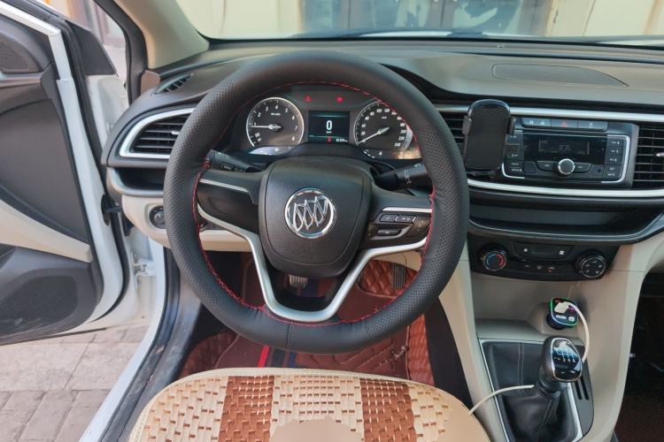 Used Buick GT 2018 15T Manual Elite Version China V Standard Steering Wheel