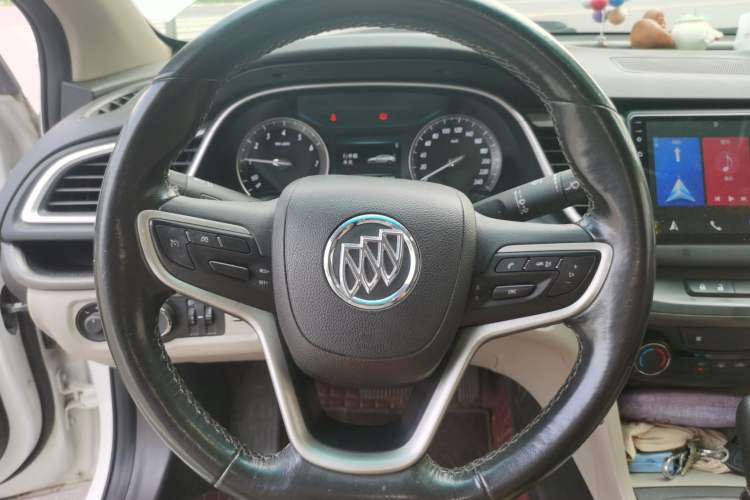Used Buick GT 2018 15T Dual-Clutch Elite Model China V Standard Steering Wheel