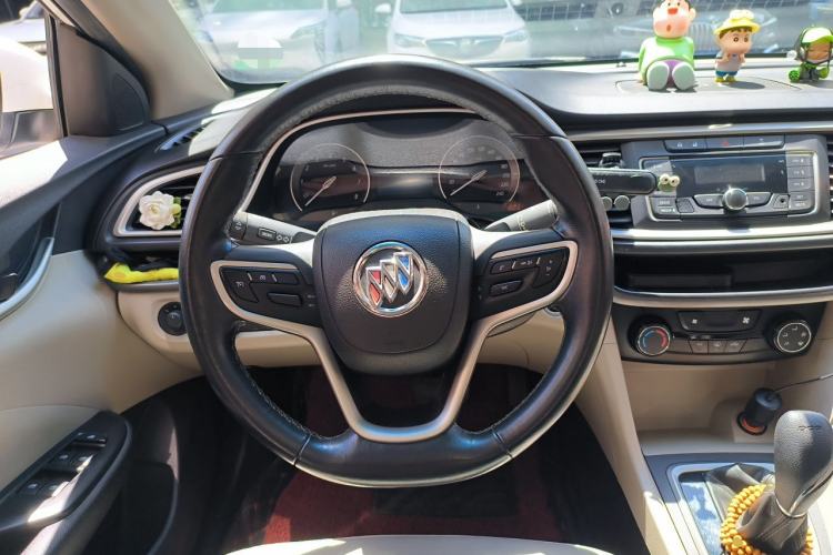 Used Buick GT 2018 15T Dual-Clutch Elite Model China V Standard Steering Wheel