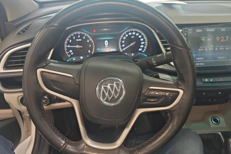 Used Buick GT 2018 15T Manual Elite Version China V Standard Steering Wheel