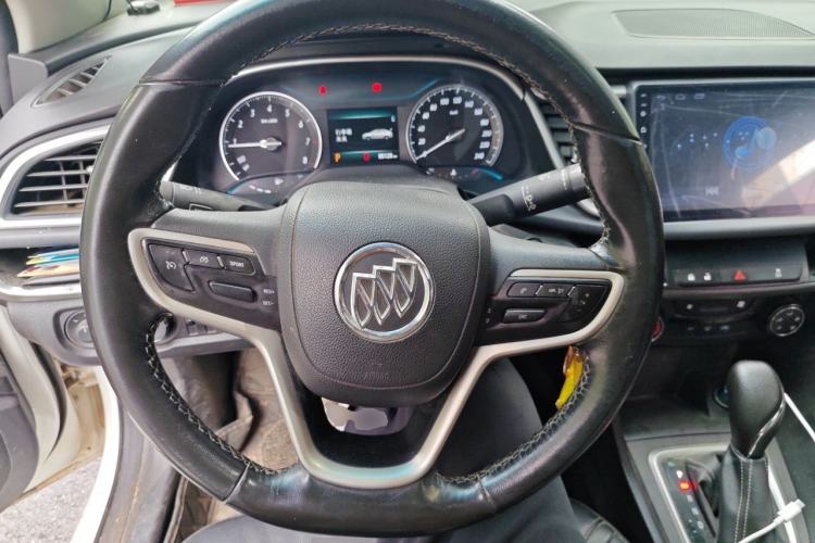 Used Buick GT 2018 18T Automatic Elite Model Steering Wheel