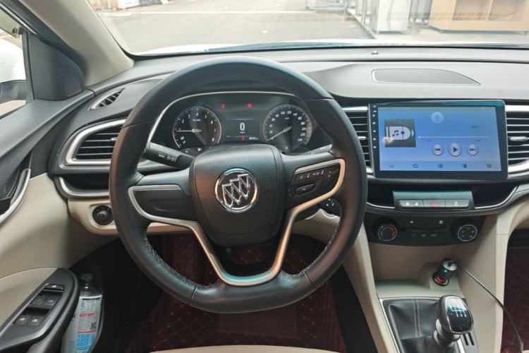 Used Buick GT 2018 15T Manual Elite Version China V Standard Steering Wheel