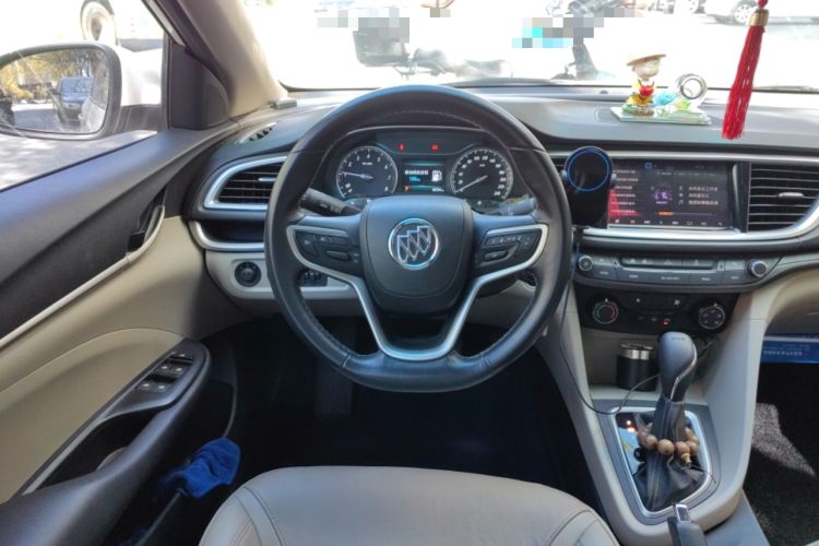 Used Buick GT 2018 15T Dual-Clutch Elite Model China V Standard Steering Wheel