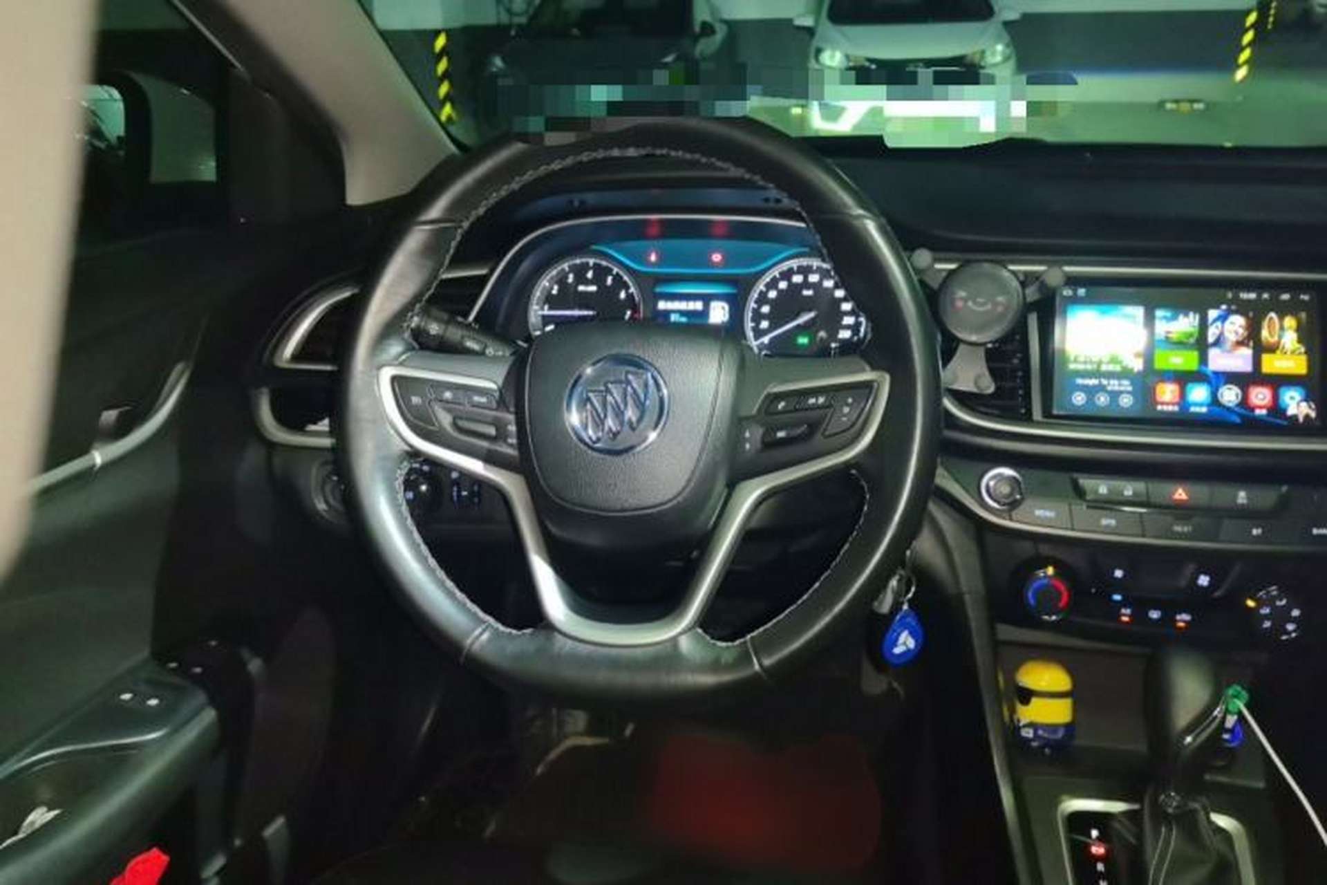 Used Buick GT 2018 18T Automatic Elite Model Steering Wheel