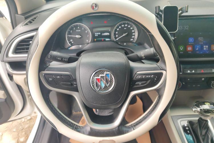 Used Buick GT 2018 15T Dual-Clutch Elite Model China V Standard Steering Wheel