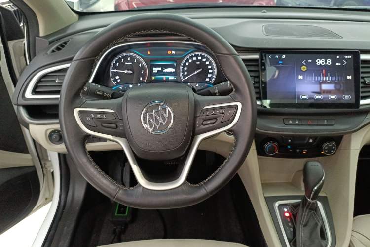 Used Buick GT 2018 15T Dual-Clutch Elite Model China V Standard Steering Wheel