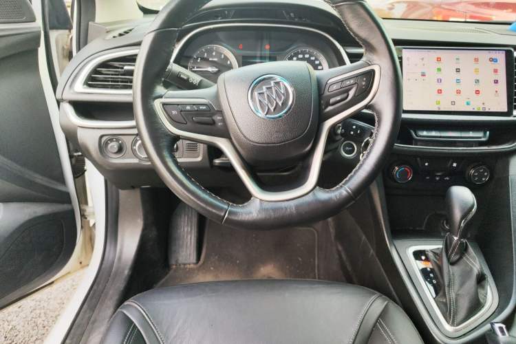 Used Buick GT 2018 18T Automatic Elite Model Steering Wheel
