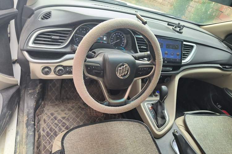 Used Buick GT 2018 15T Dual-Clutch Elite Model China V Standard Steering Wheel