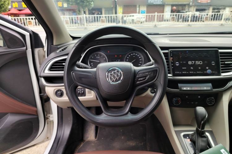 Used Buick GT 2018 15T Dual-Clutch Advanced Model China V Standard Steering Wheel